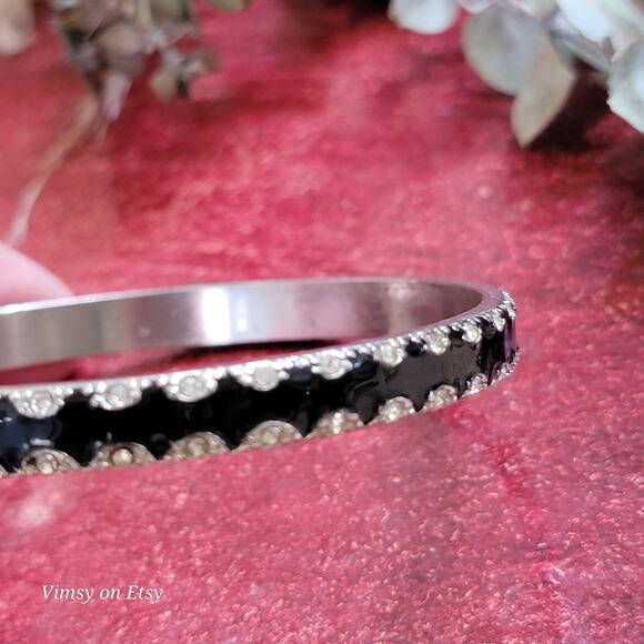 Black Rhinestone Bangle, Chic and Sparkly Bracelet for Evening Glamour - Picture 8 of 8